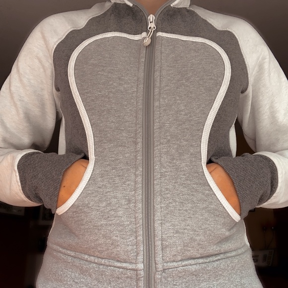 Lululemon Scuba Jacket - Picture 1 of 3